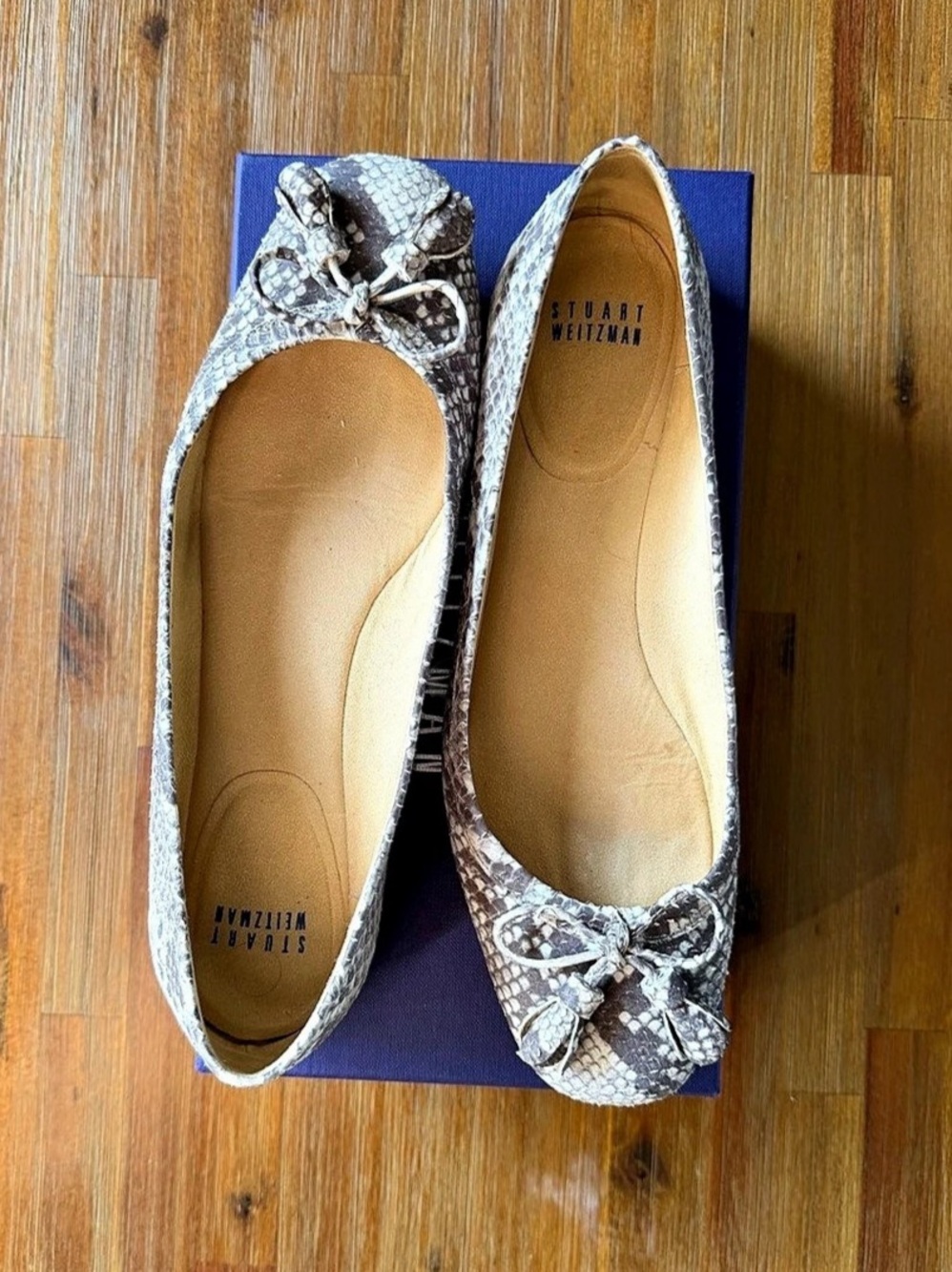 Stuart Weitzman Tulip Ballet Flats in Python Size 9